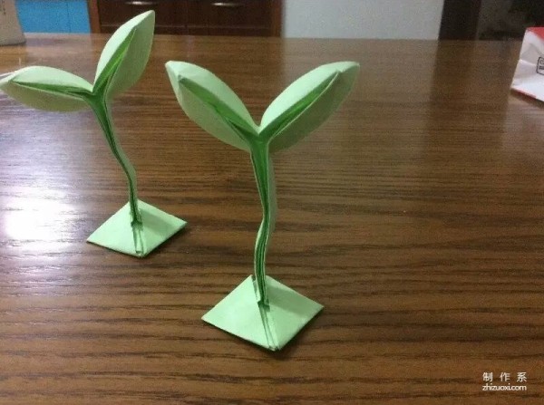 Origami sapling, a budding handmade origami making method