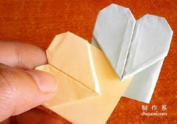 3D three-dimensional four-leaf clover heart-shaped origami tutorial