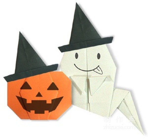 DIY origami Halloween witch hat