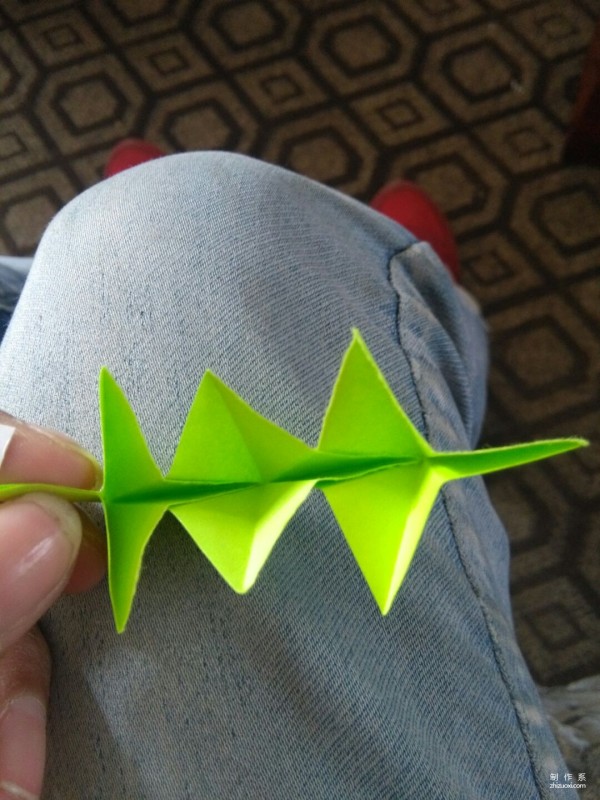 Simple origami of small nails, special origami method of paper stars