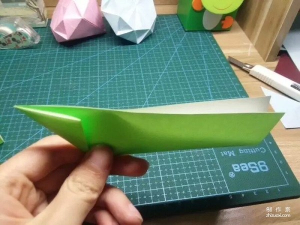 Origami sapling, a budding handmade origami making method