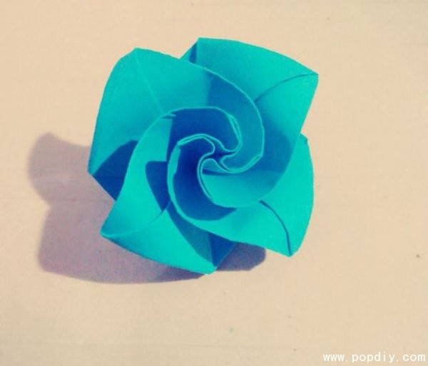 DIY creative handmade paper art to make diamond roses