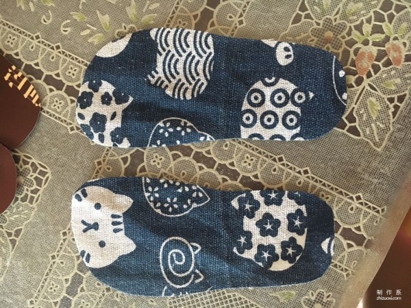 Make your own simple baby toddler shoes, a good tutorial for mothers