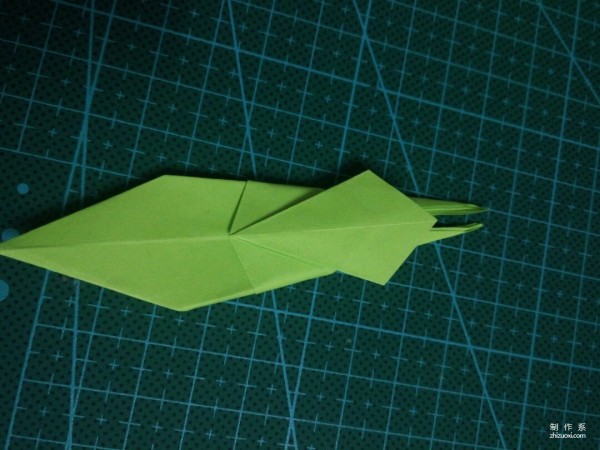 How to make origami of a super cute mantis