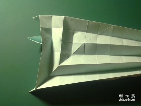 Cartoon three-dimensional cute version of Hatsunes handmade origami tutorial with detailed explanation of origami pictures