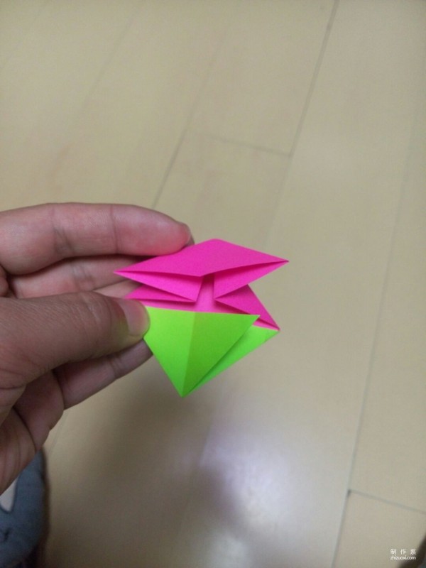 Making a paper crane bookmark, origami making tutorial for a double-sided paper crane bookmark