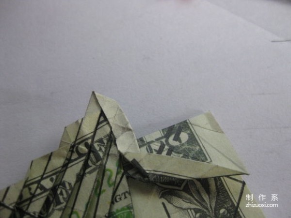 Detailed tutorial of dollar carp origami banknote real shot pictures