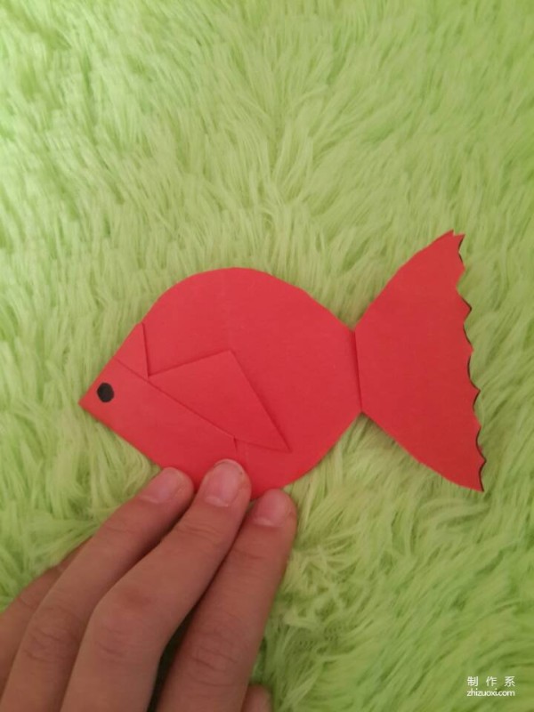 Origami goldfish, a simple and beautiful handmade origami method