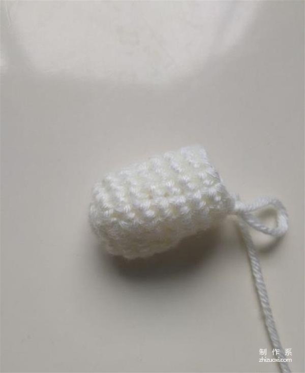 How to crochet piggy pendant