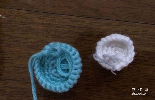 Wool knitting tutorial for couples little whale pendant jewelry