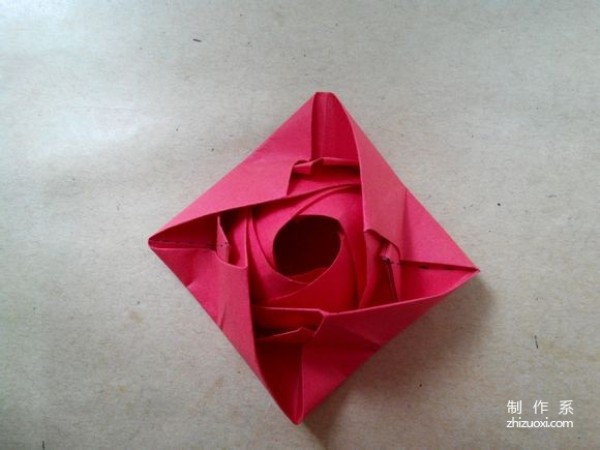 Illustration of DIY origami method of beautiful windmill rose flower