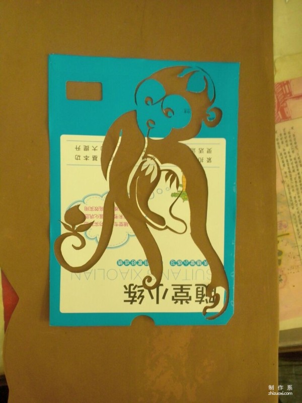 How to make a cute and lively little monkey hand-cut paper