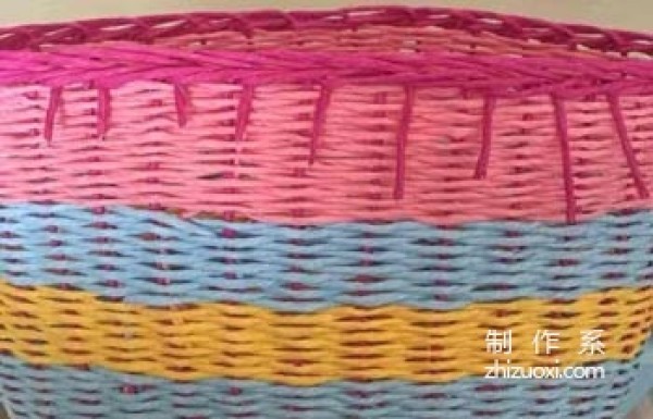 How to make a hand-woven flower basket