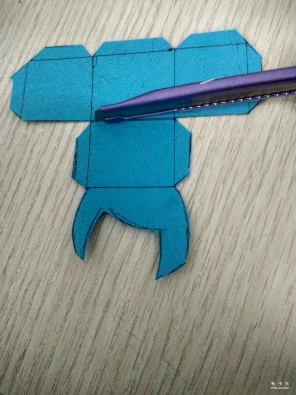 Illustrated tutorial on making cute paper-cut dolls