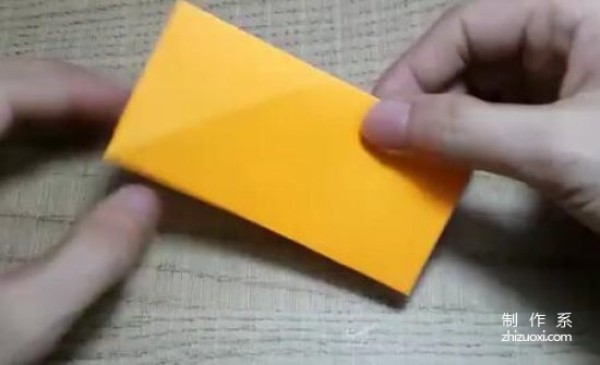 How to fold a yellow oil paper umbrella - Illustrated origami tutorial