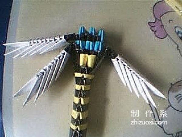 Triangle origami tutorial, how to make a triangle dragonfly