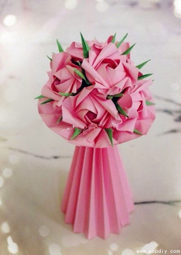 Paper art DIY origami making creative rose bouquet