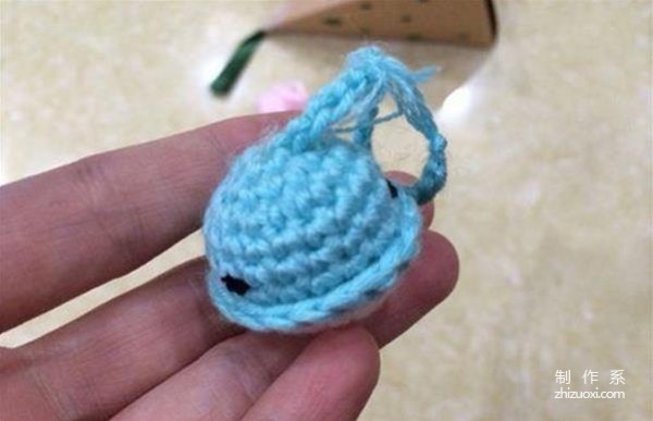 Wool knitting tutorial for couples little whale pendant jewelry