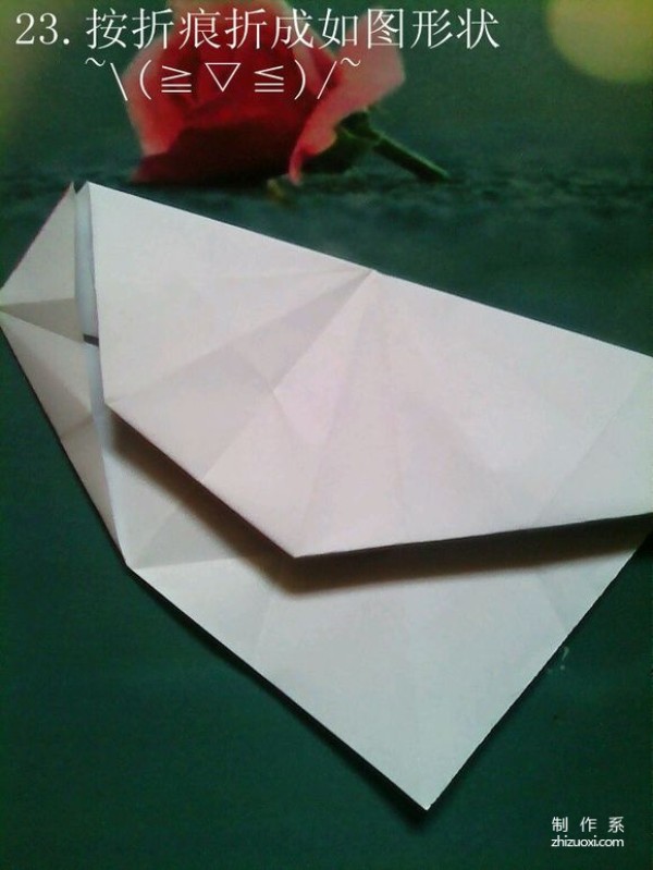 Tetsushi Kamiya’s real-life illustrated tutorial on Pegasus origami