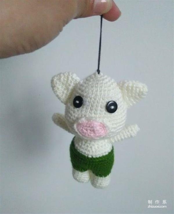 How to crochet piggy pendant