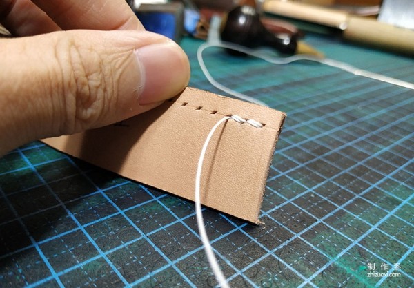 Do you know the stuck stitch and back stitch method? Essential skills for sewing handmade leather goods: backstitching