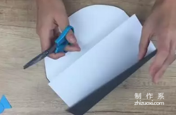 Creative DIY tutorial for making paper shirt envelopes