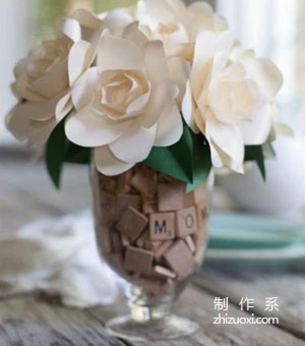 Creative tutorial for making paper gardenia handmade flowers