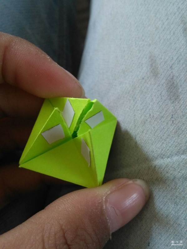 Simple origami of small nails, special origami method of paper stars