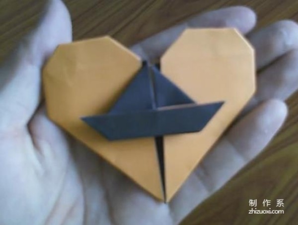 Love boat origami picture works