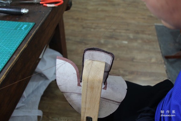 The making process of a pair of handmade work boots