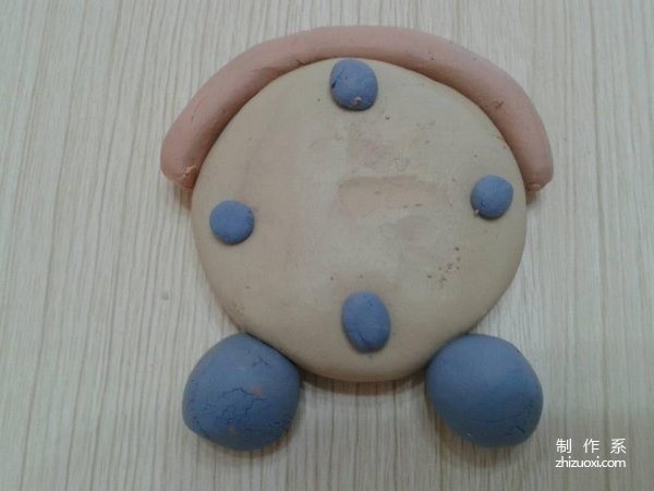 How to make a clay alarm clock by hand