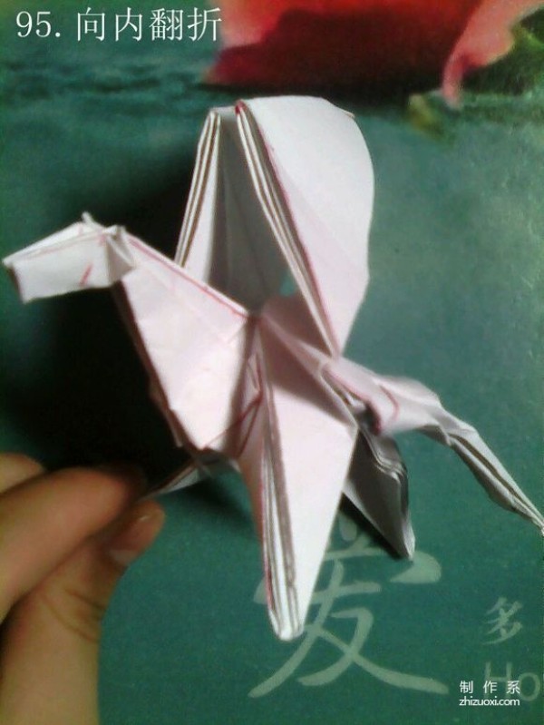 Tetsushi Kamiya’s real-life illustrated tutorial on Pegasus origami