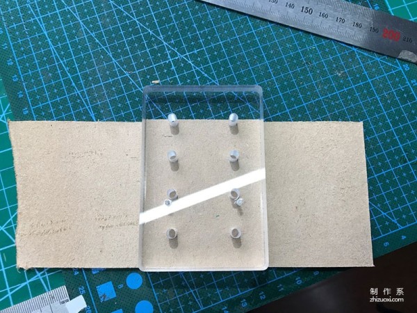 Using Acrylic Molds to Make Leather Cigarette Cases