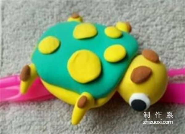 Tutorial on making clay turtles for children