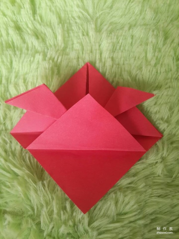 Origami goldfish, a simple and beautiful handmade origami method