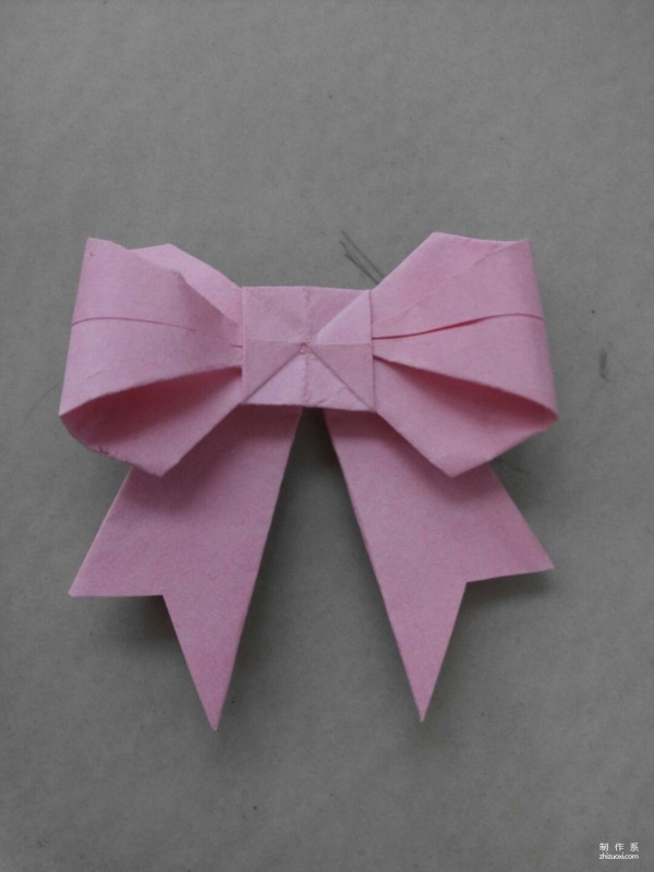 DIY origami illustrated tutorial for simple paper bows