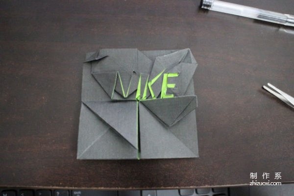 A very creative graphic tutorial on origami Nike logo