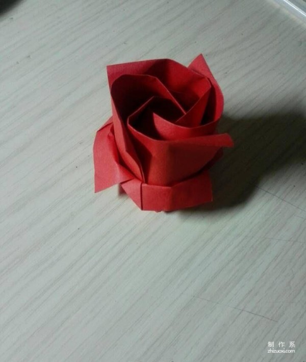 How to fold a wine glass rose, simple origami method of a wine glass rose