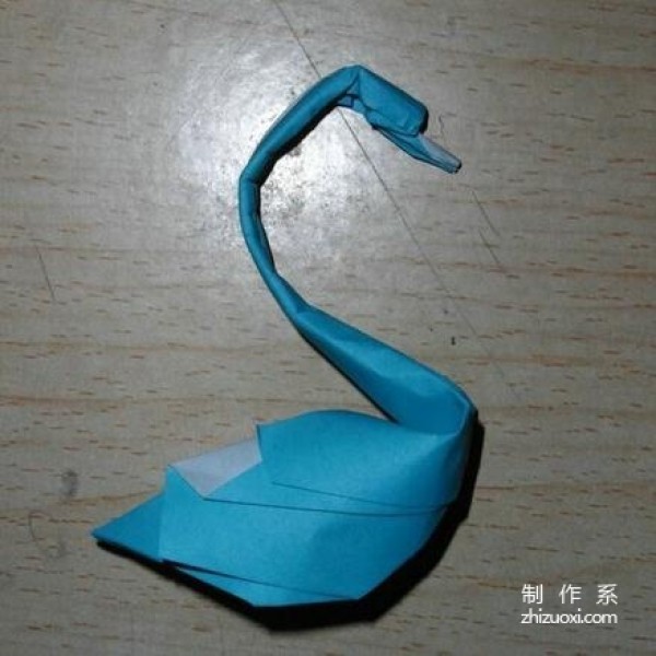 Simple little swan origami tutorial with illustrations. Teach you the steps to fold a swan.