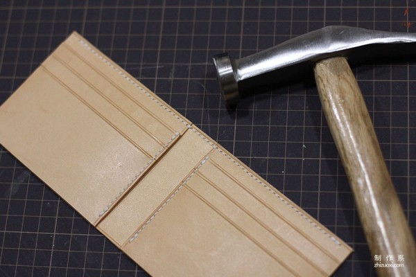 How to make an exquisite handmade leather wallet for him or her?