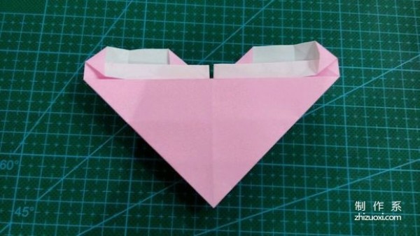 Illustrated tutorial on how to fold a confession love origami letters LOVE