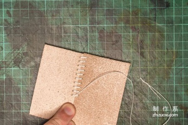 Cross stitching method for leather (illustrated tutorial)