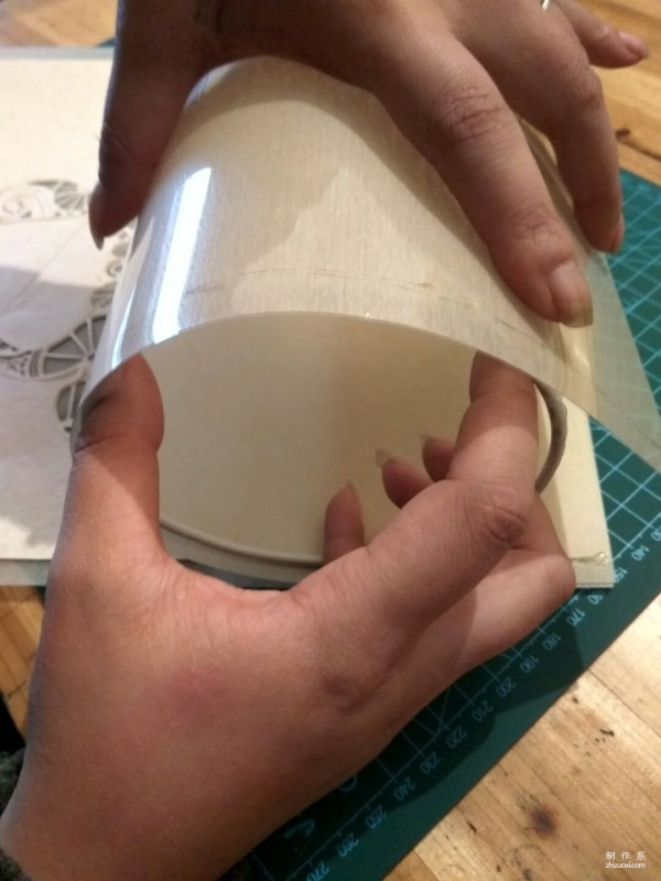 How to make handmade paper carvings for lampshade and lamp bucket installation