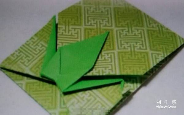 Tutorial on how to fold a beautiful paper crane envelope