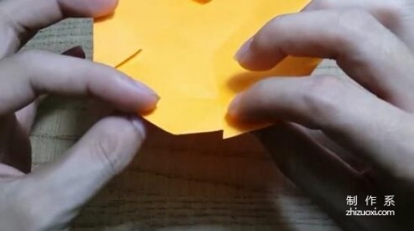 How to fold a yellow oil paper umbrella - Illustrated origami tutorial