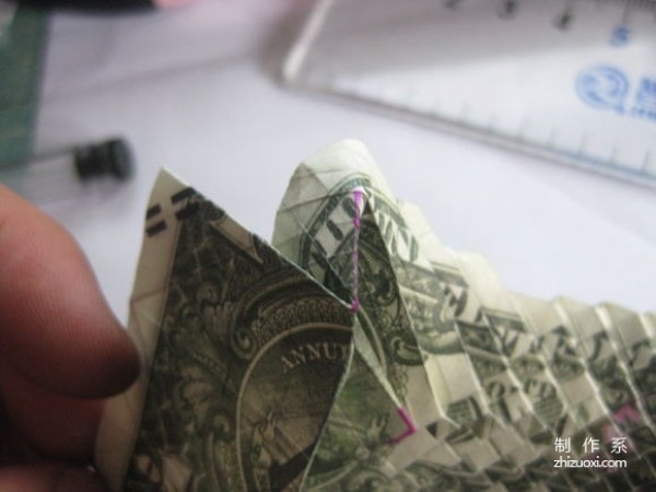 Detailed tutorial of dollar carp origami banknote real shot pictures