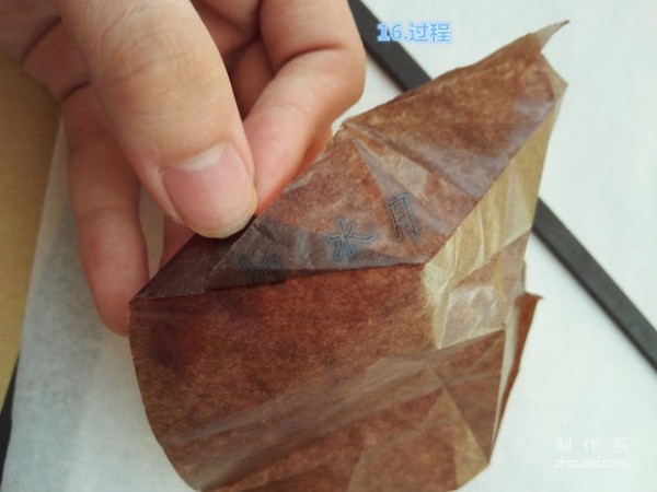 Teach you how to fold a cockroach with real-life origami illustrations