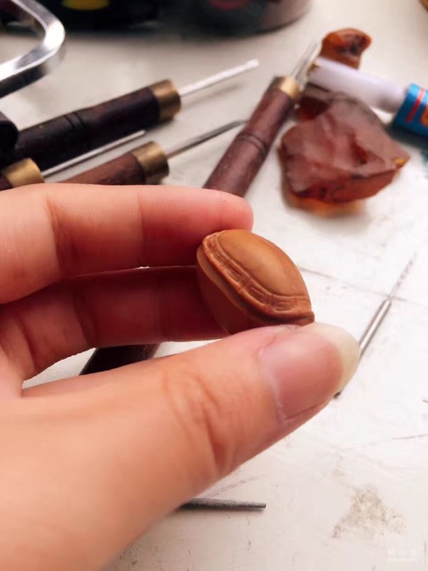 DIY olive pit carving method