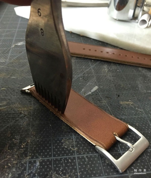 Apple Watch leather strap production process