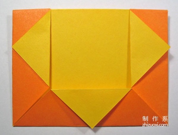 A clever tutorial on how to fold beautiful wrapping paper boxes